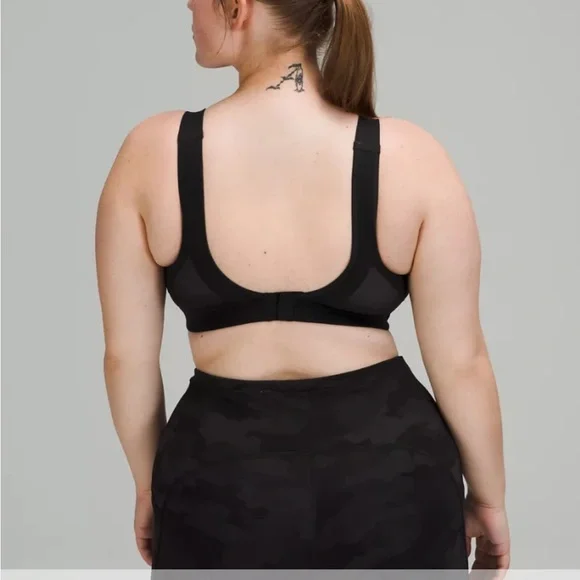 Lululemon Swift Speed Sports Bra - Black - Picture 10 of 10